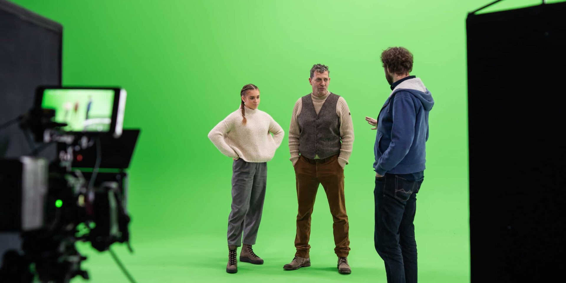 Behind the Scenes der EXPERIENCE TIROL. Ein Foto vom Making Of mit Gregor Bloéb - der Vater Thomas spielt - und Lisa Neuner - welche Tochter Anna spielt.